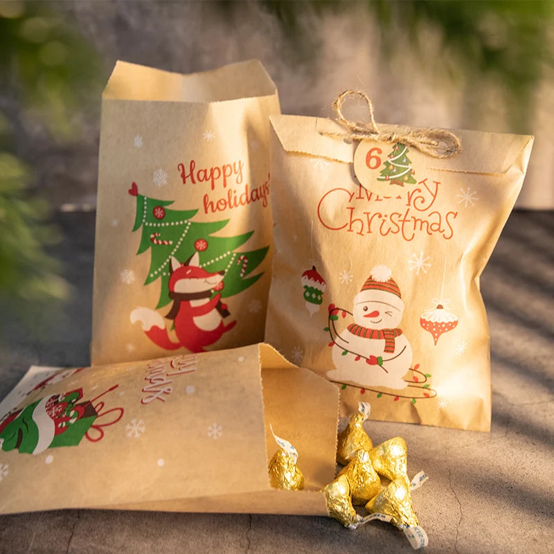 24pcs Christmas Kraft Gift Bags