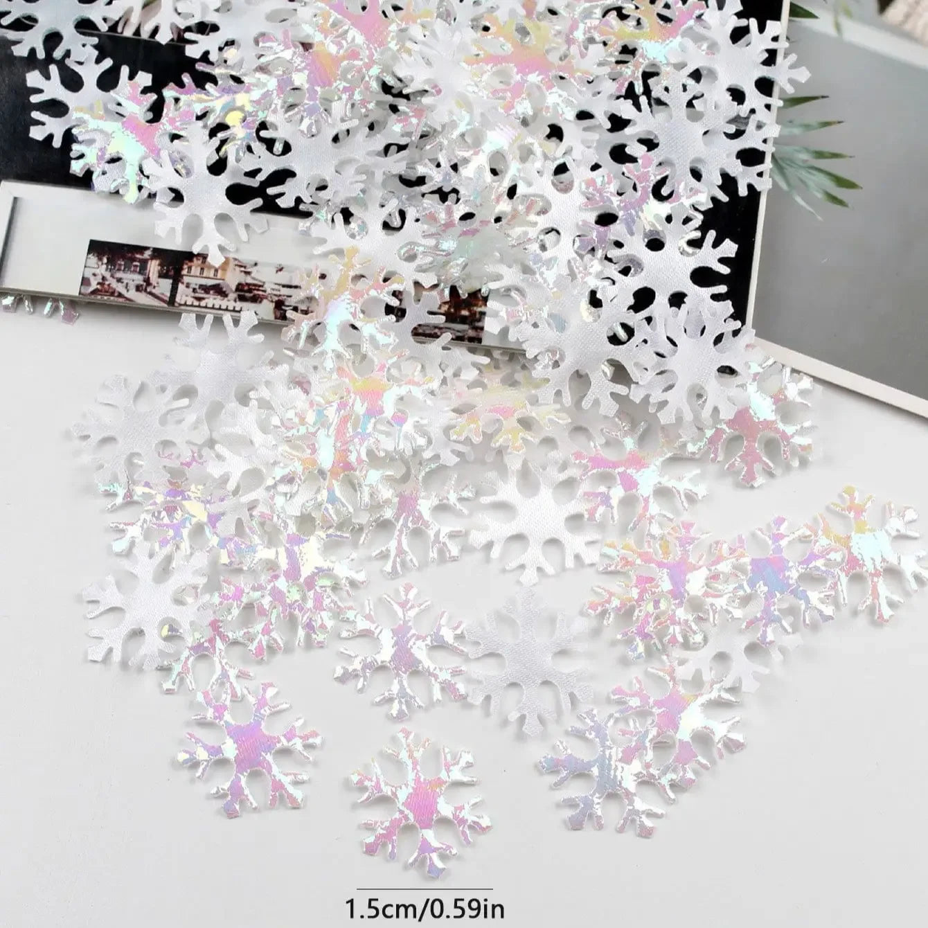 300pcs Christmas Snowflake Confetti